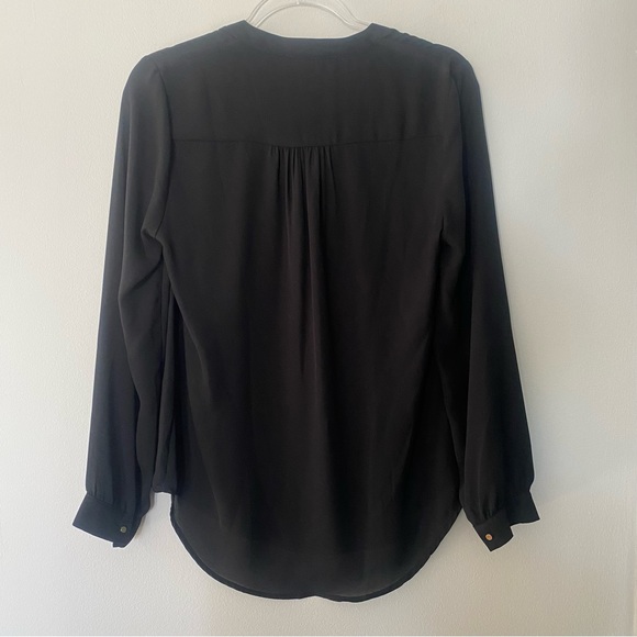 Blouse with Gold Details - Picture 3 of 3